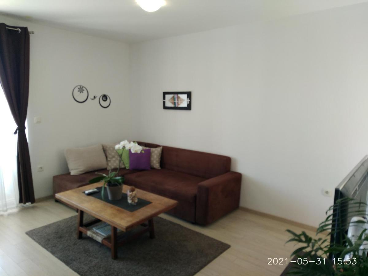 Private Pool And Sea View Apartment Omiš Exterior foto